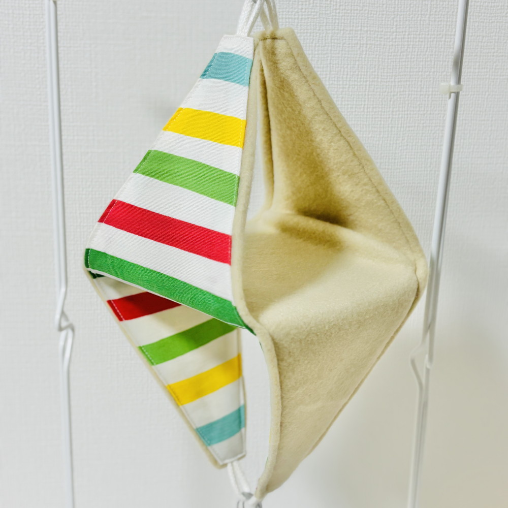 【はるべー】 ★リバーシブルCHANGEテントL/フリース（ベージュ）／カラフルボーダー