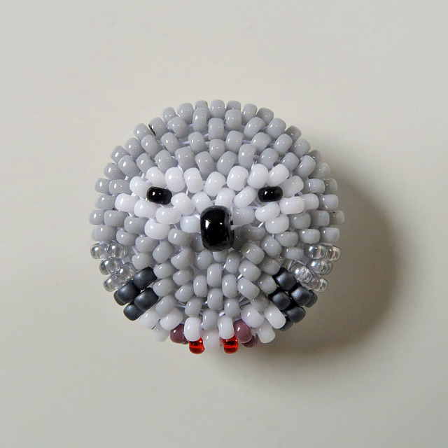 【HEE-HAW】ビーズまるマグネット/ヨウム