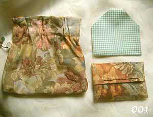 【珠とり屋】★お薬ポーチ・通院便利001◆