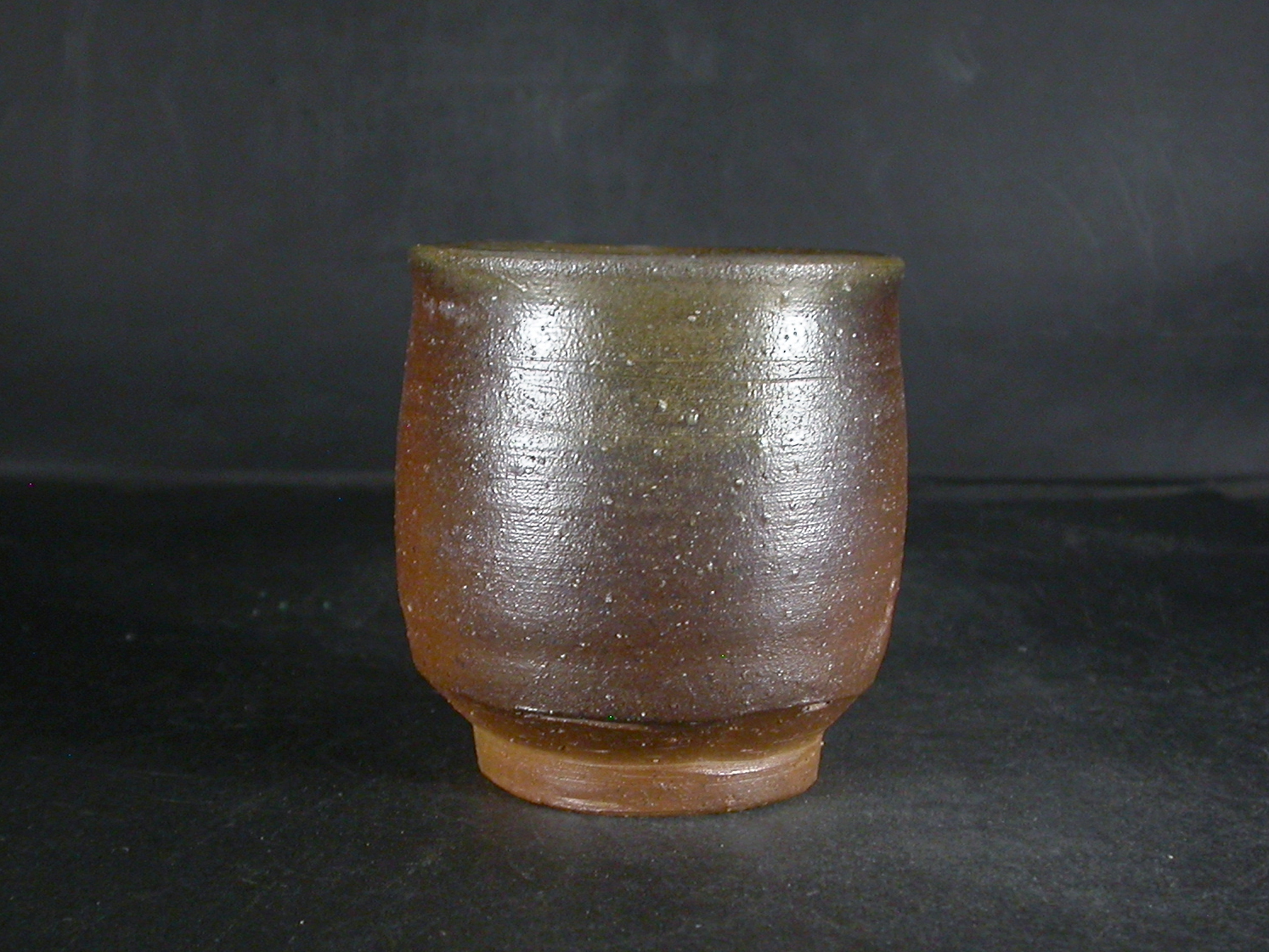 備前焼　穴窯　備前焼異色作家　吉岡　勝巳　最新作黄ゴマ湯呑３
