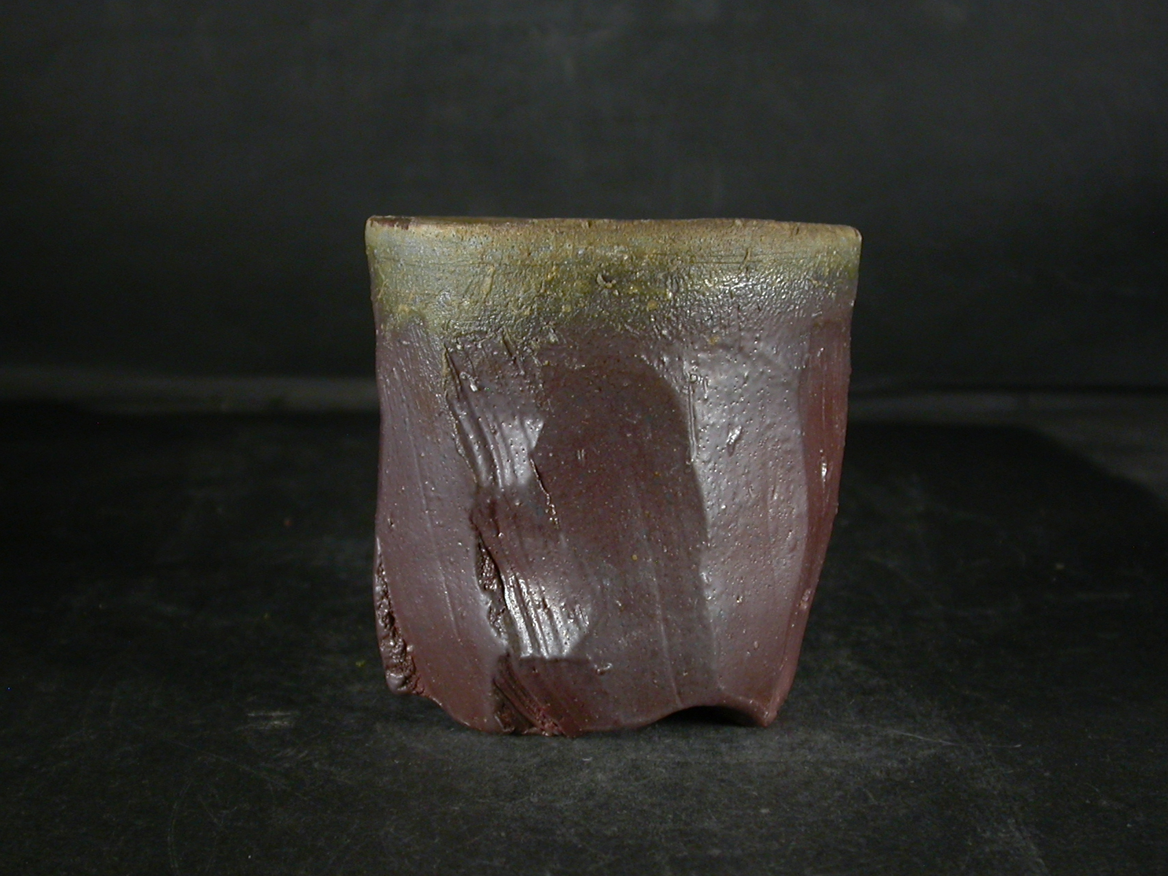 備前焼　穴窯　備前焼異色作家　吉岡　勝巳　最新作黄ゴマ面取・鎬フリーカップ６