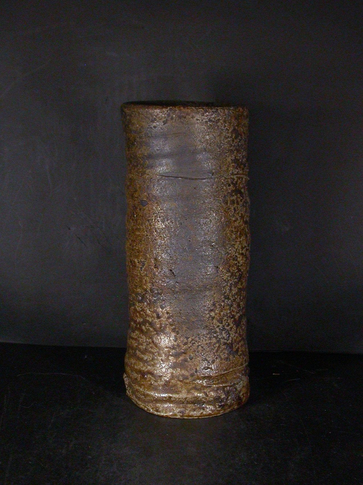 備前焼　穴窯　備前焼異色作家　吉岡　勝巳　最新作窯変花入１３