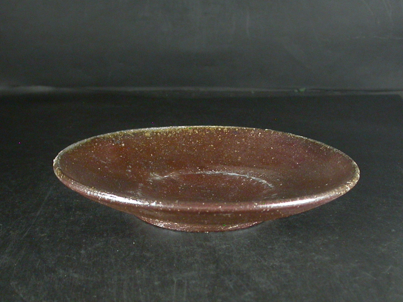 備前焼　穴窯　備前焼異色作家　吉岡　勝巳　最新作１６センチ緋襷・黄ゴマ皿６４