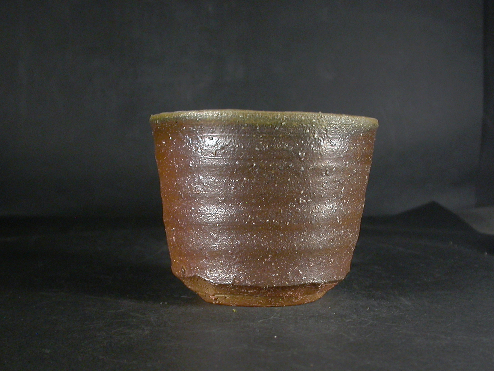 備前焼　穴窯　備前焼異色作家　吉岡　勝巳　最新作黄ゴマフリーカップ５０