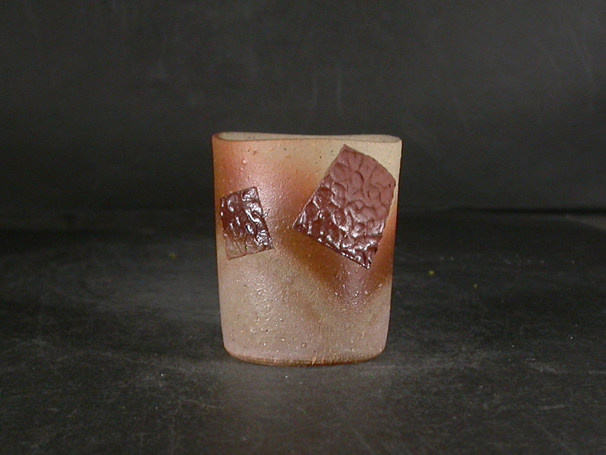 備前焼　登窯　備前焼人気作家　宮尾　昌宏　最新作薄茶のゴマぐい呑２