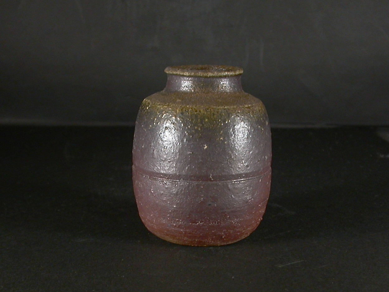 備前焼　登窯　備前焼中堅作家　鈴木　勝詞　四方桟共箱付き黄ゴマ茶入１