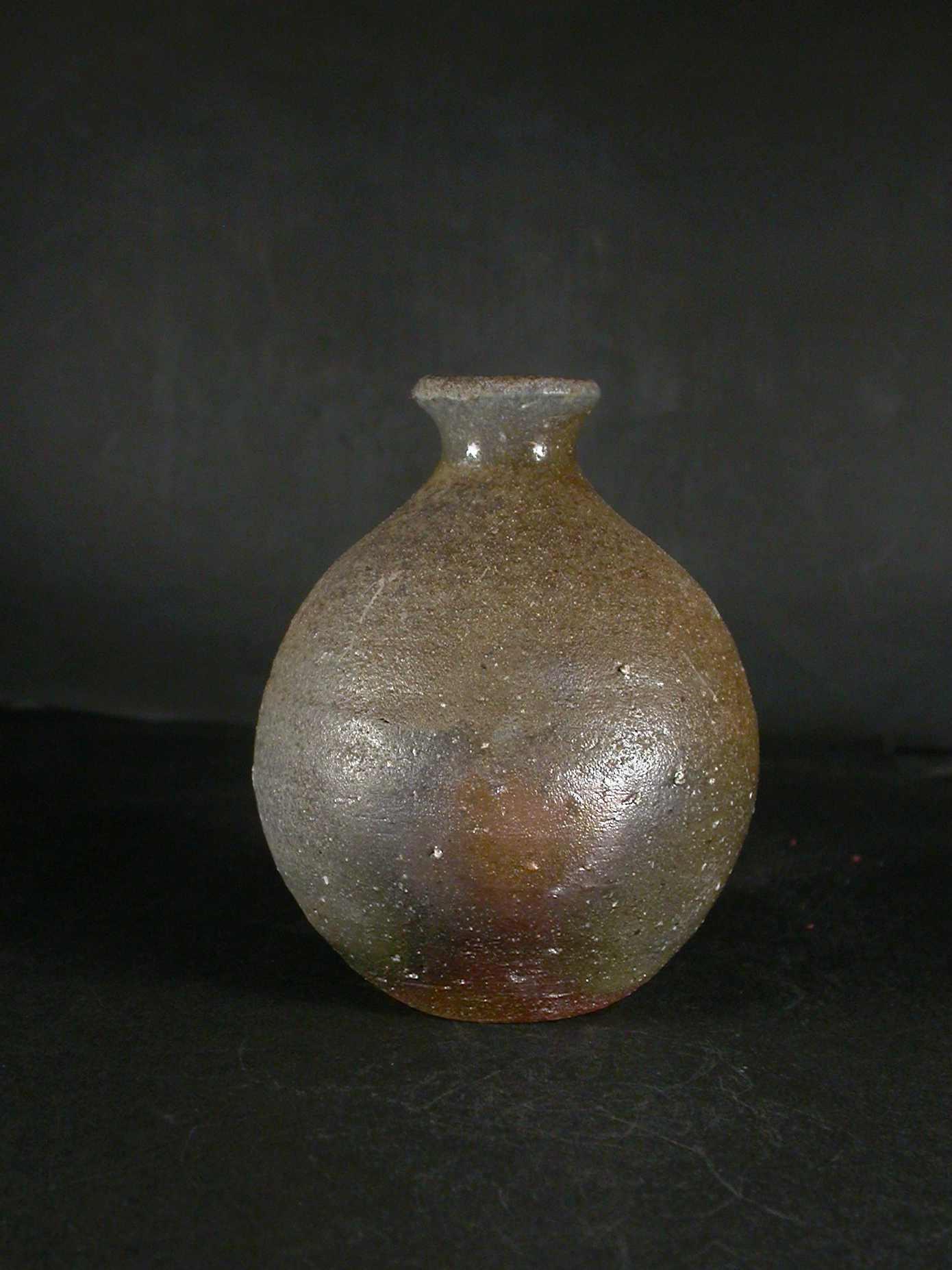 備前焼　登窯　備前市無形文化財　見附　文雄　共箱付き黄ゴマ徳利３