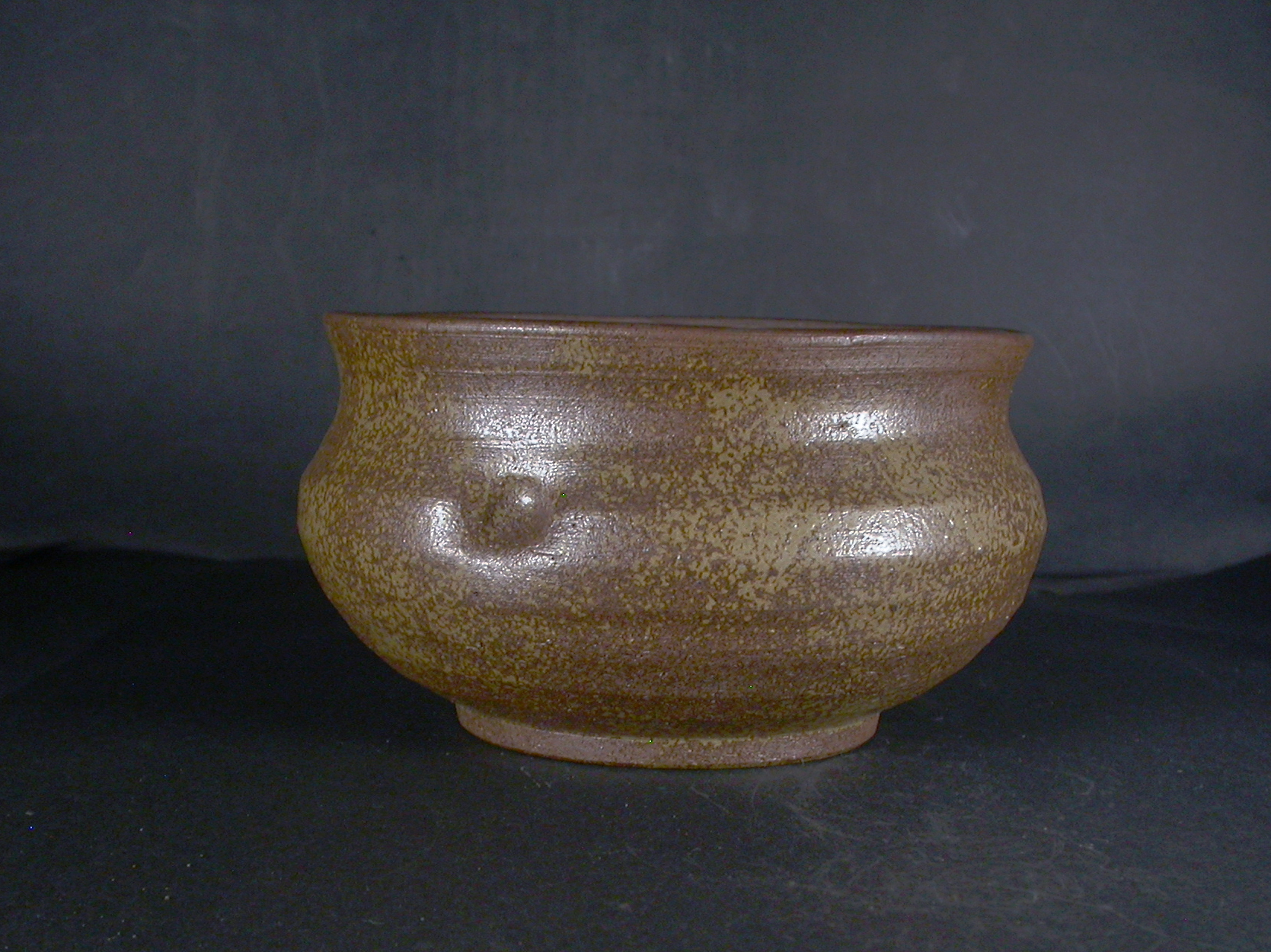 備前焼　登窯　窯元　金重利陶苑　第７７代金重利右衛門陶弘　黄ゴマ建水・水盤１