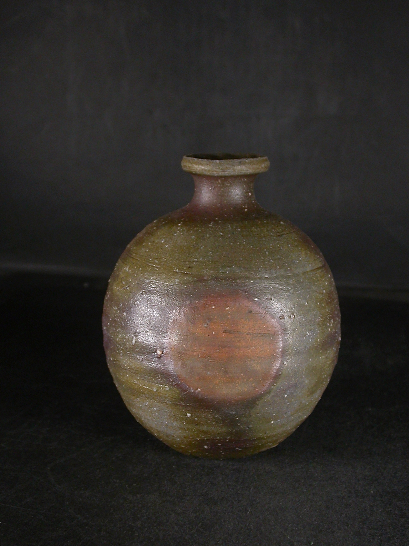 備前焼　登窯　備前焼伝統工芸士　岩本　孝志　共箱付き窯変蕪徳利３