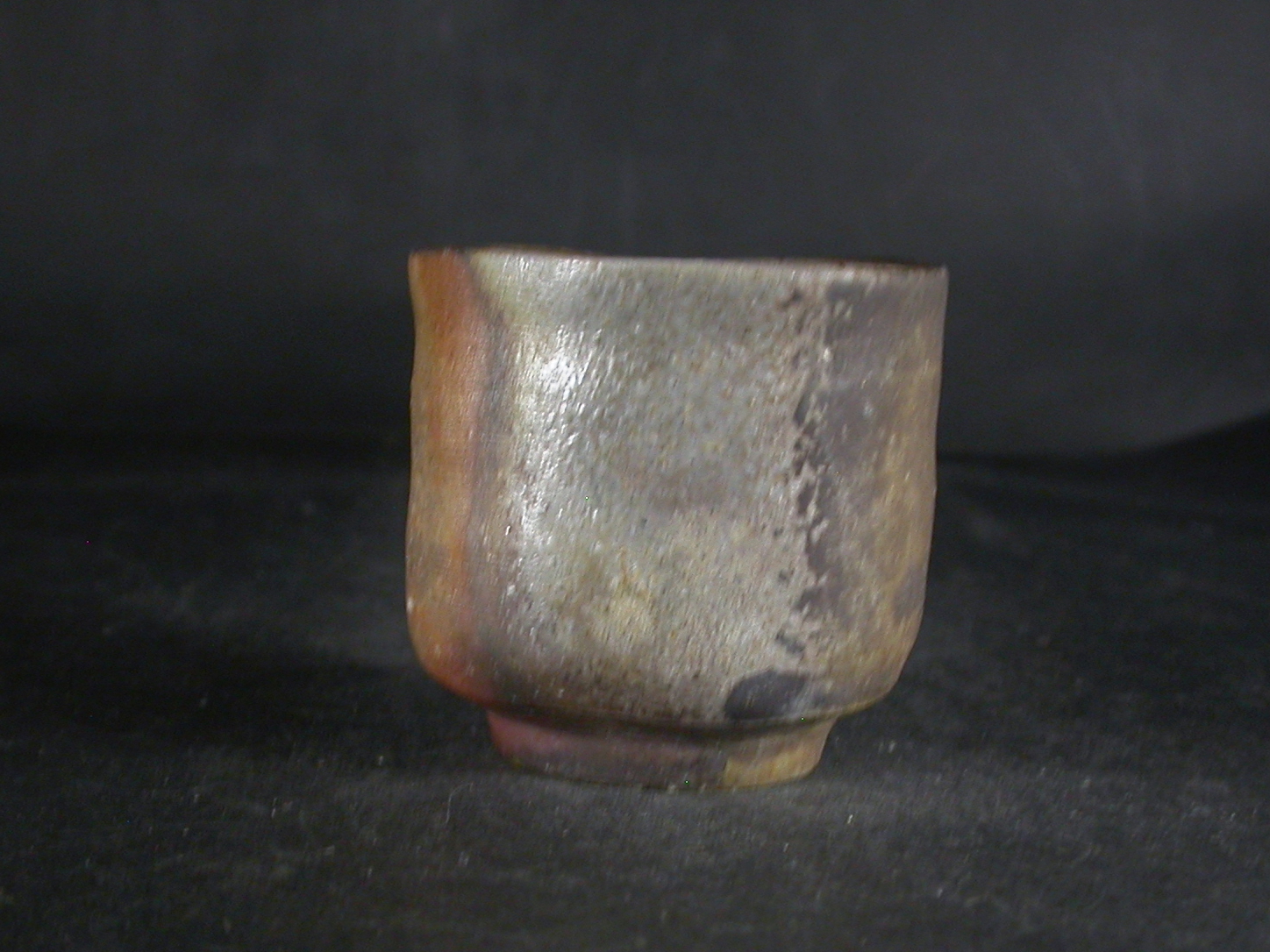 備前焼　登窯　備前焼中堅作家　山下　譲治　共箱付き窯変ぐい呑２