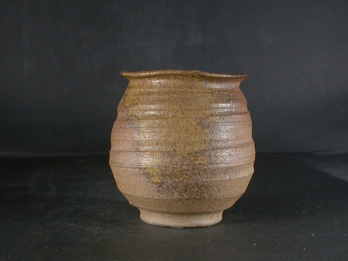 備前焼　登窯　備前焼物故作家　岡本　碧山　黄ゴマフリーカップ１