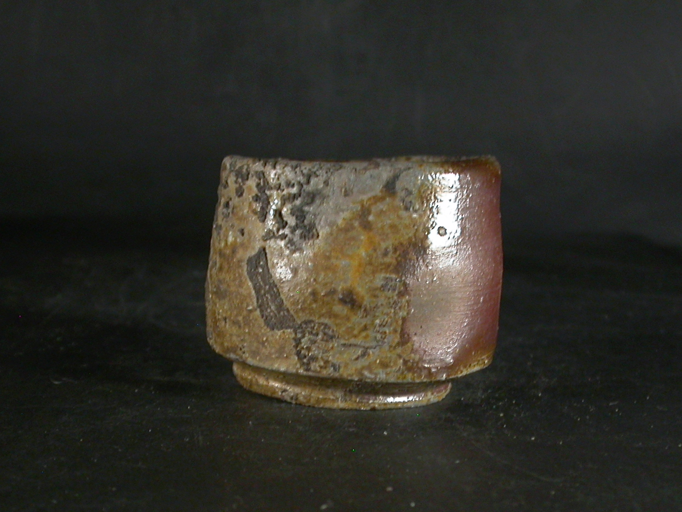 備前焼 登窯 備前焼物故作家 二代小山 一草 共箱付き窯変ぐい呑1