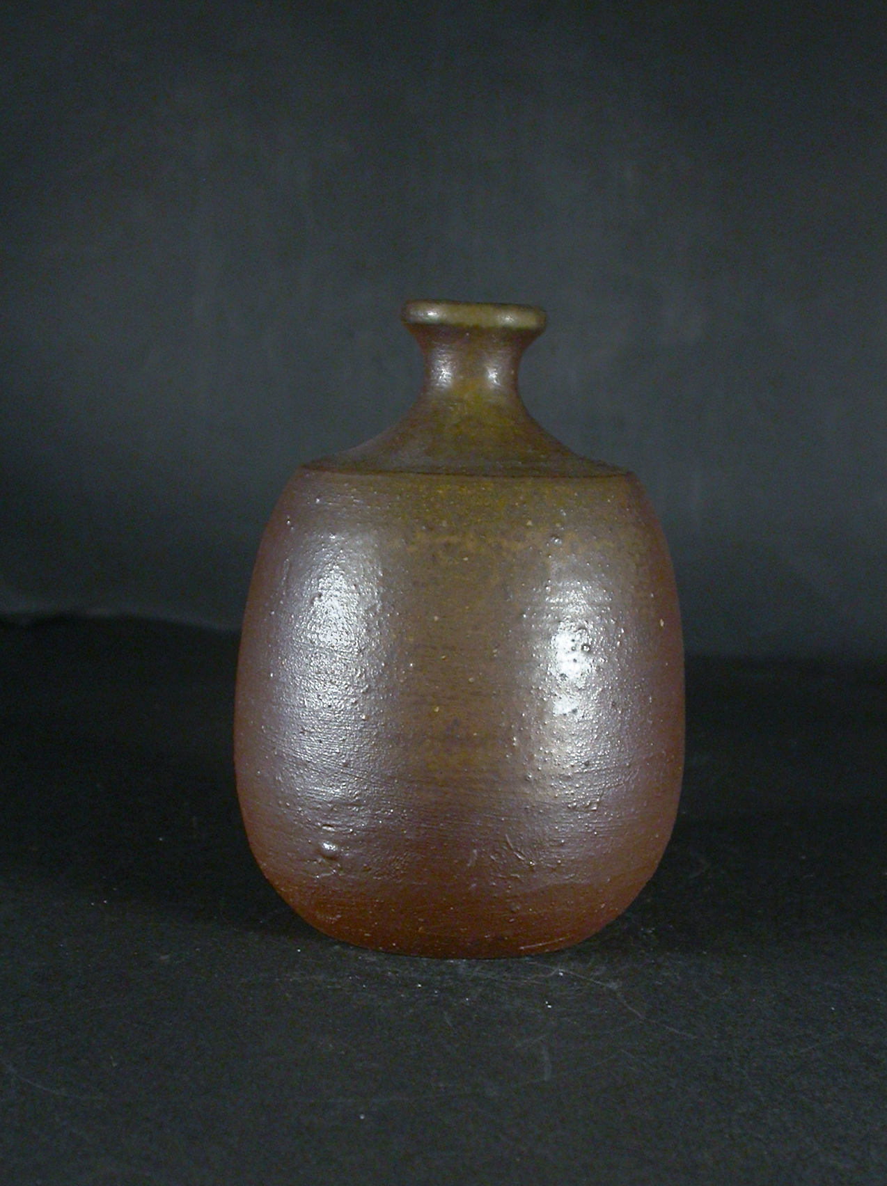 備前焼 登窯 窯元 金重利陶苑 第77代金重利右衛門陶弘 黄ゴマ