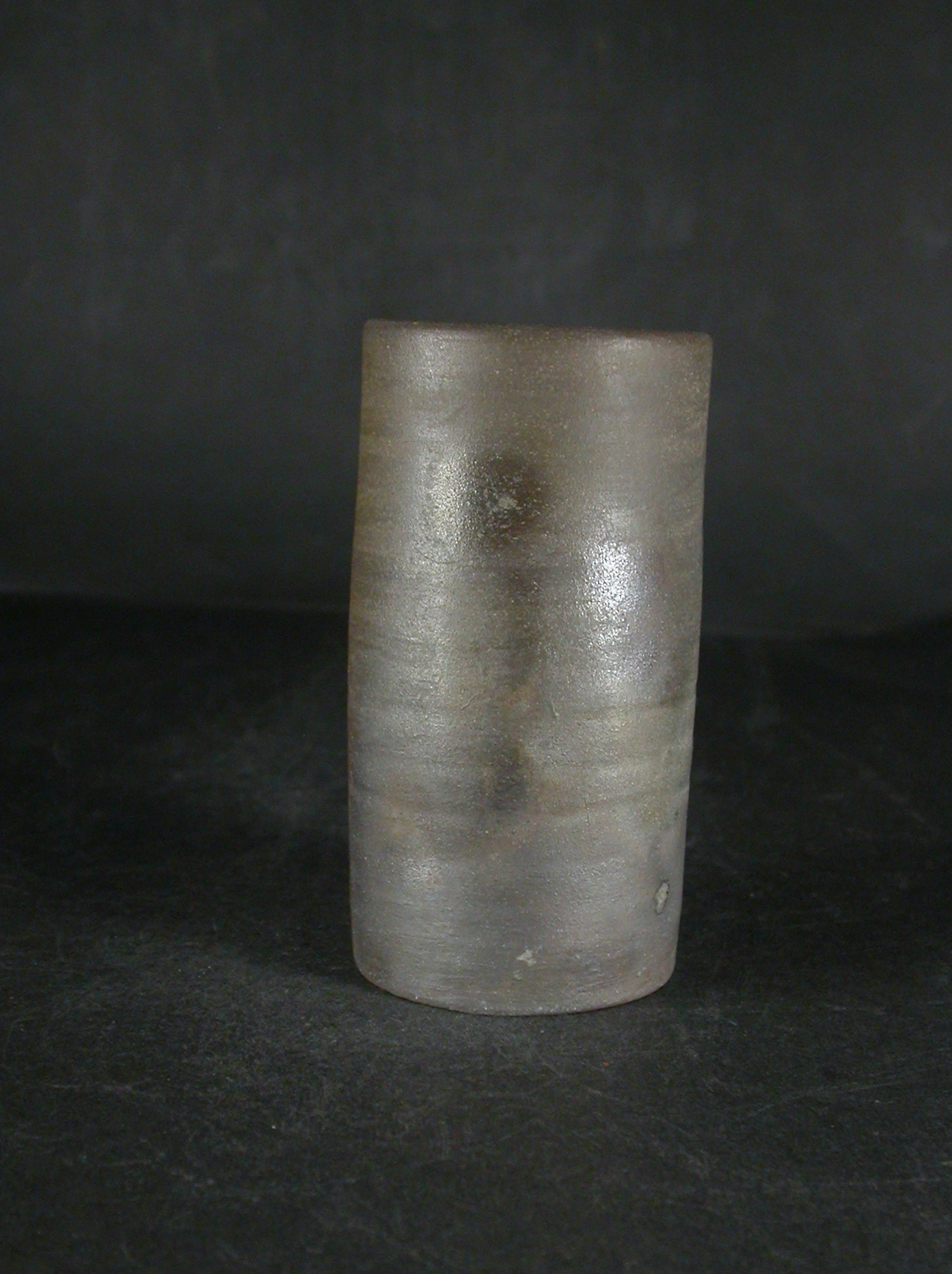 備前焼　登窯　備前焼中堅作家　備前焼伝統工芸士　安東　利喜　桟切ビール他グラス１