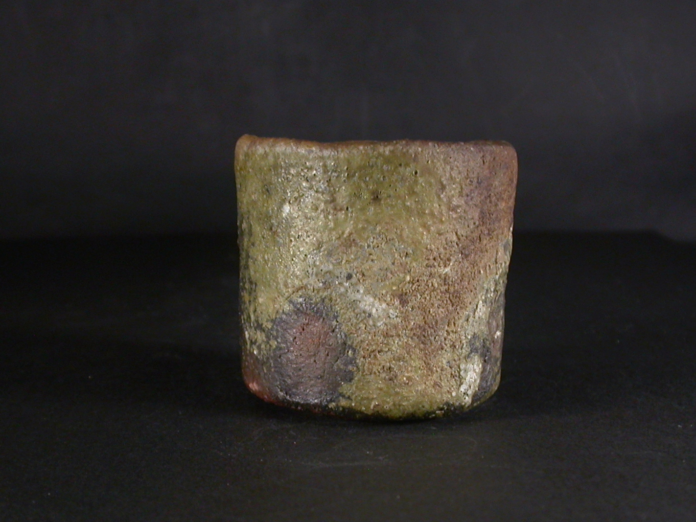 備前焼　登窯　備前焼中堅作家　屋代　剛右　四方桟共箱付き窯変ぐい呑２