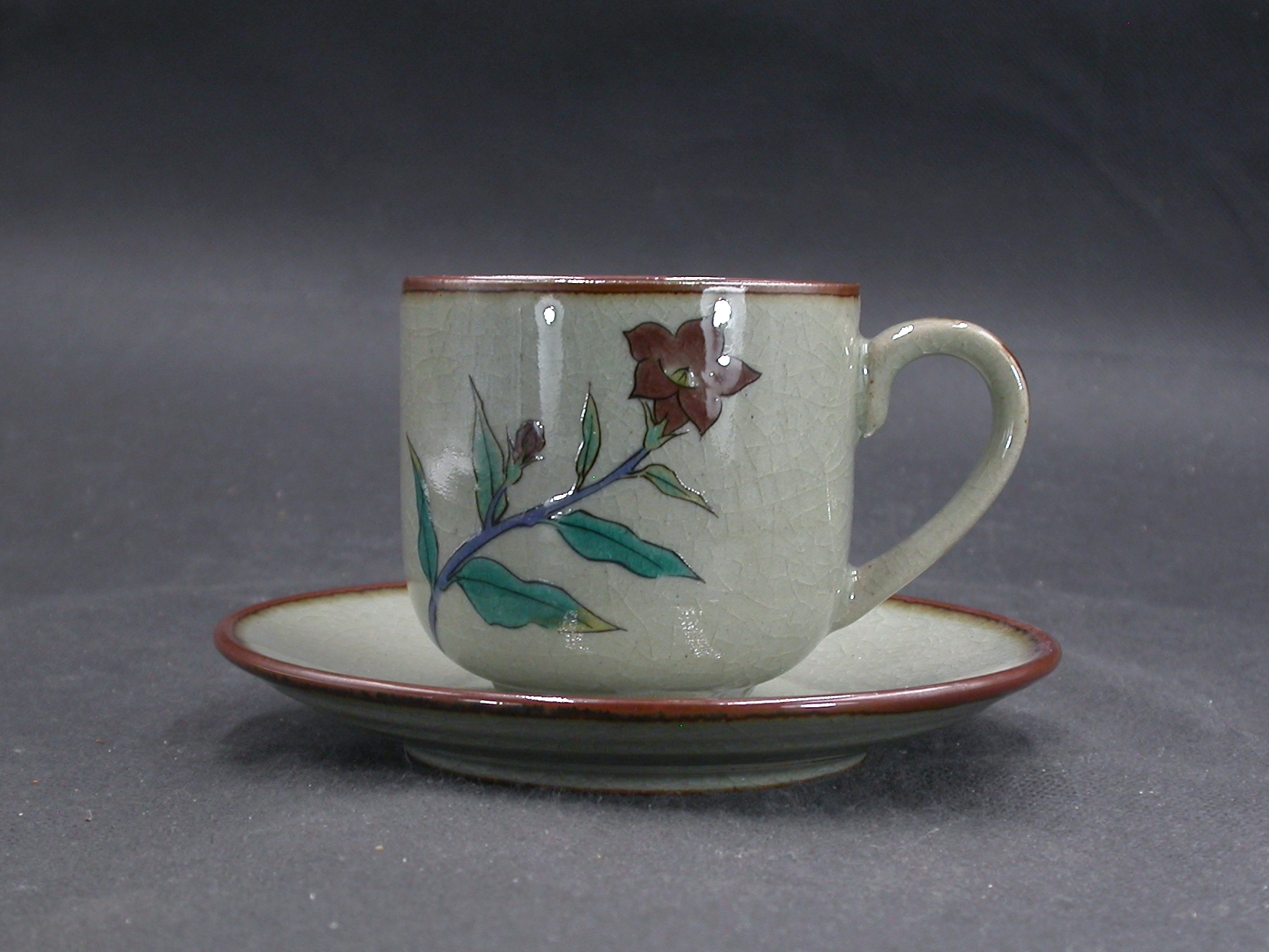 九谷焼　九谷　陶秀　皿付き花絵コーヒーカップ１