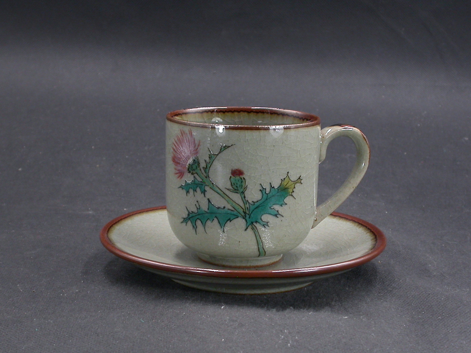 九谷焼　九谷　陶秀　皿付き花絵コーヒーカップ１