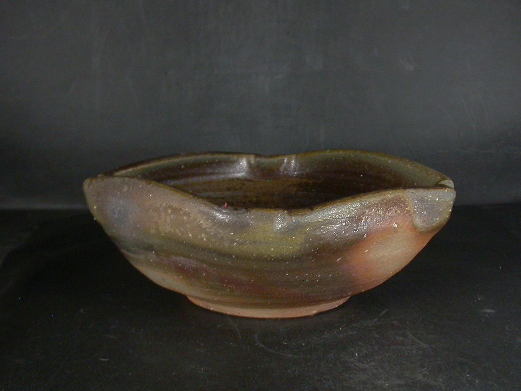 備前焼　登窯　備前焼伝統工芸士　故堀江　祥山　２０センチ共箱付き緋襷・黄ゴマ四方鉢１