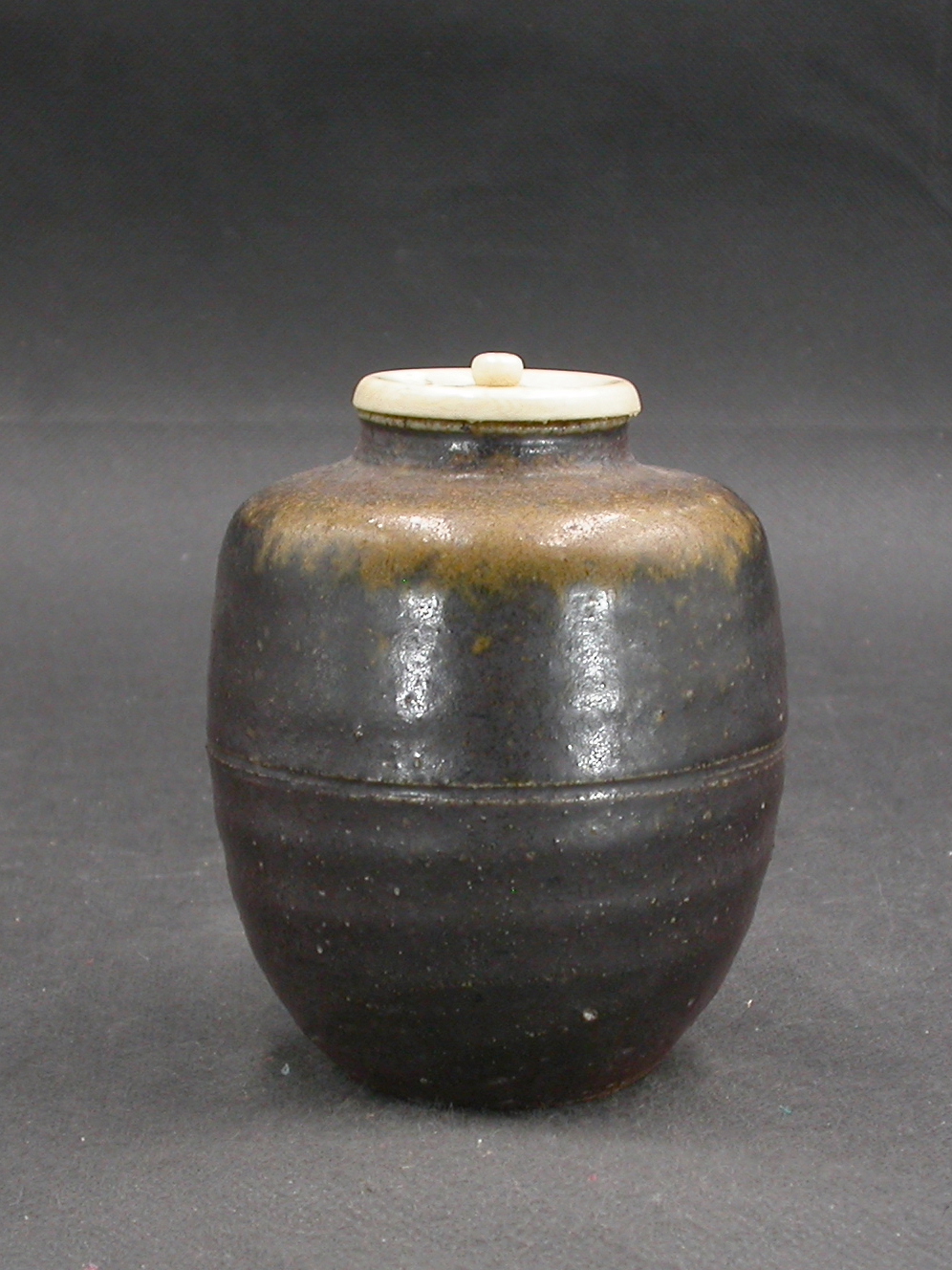 備前焼　登窯　備前焼物故作家　浮田　曙　黄ゴマ茶入１