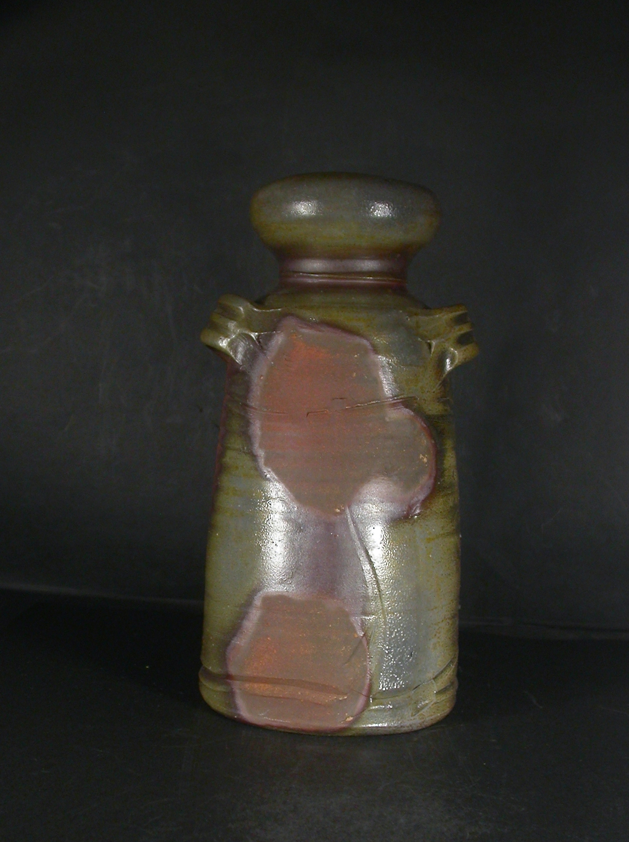 備前焼　登窯　備前焼物故作家　松笠　靖彦　共箱付き窯変耳付き花入１