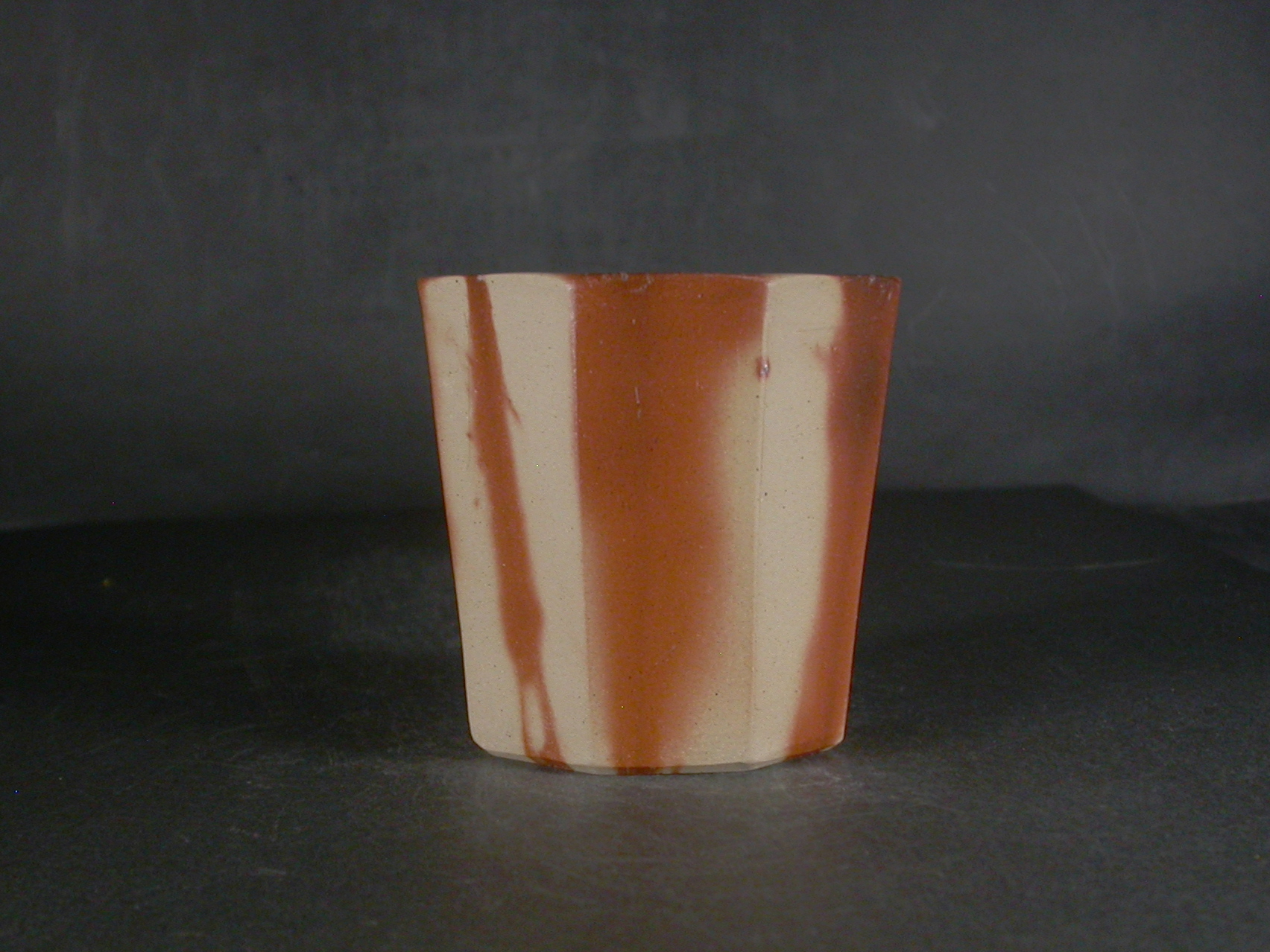 備前焼　備州窯　山本　宗秀　緋襷八角フリーカップ１