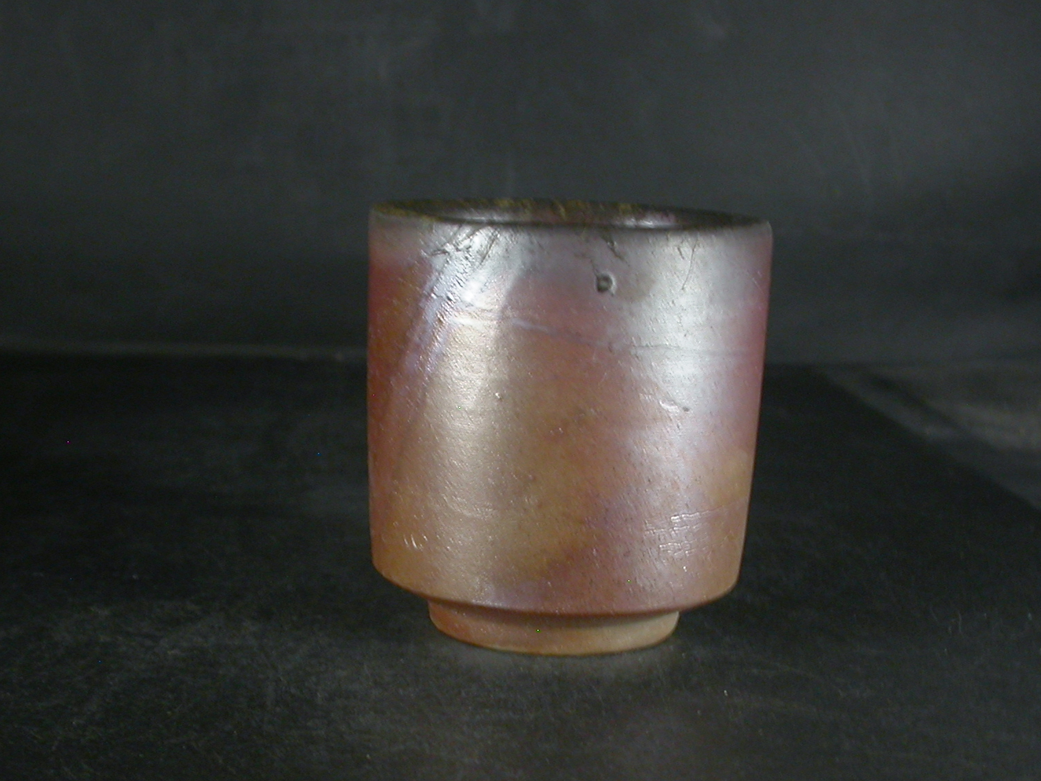 備前焼　登窯　備前焼窯元　松園　金彩・緋襷・黄ゴマ湯呑２