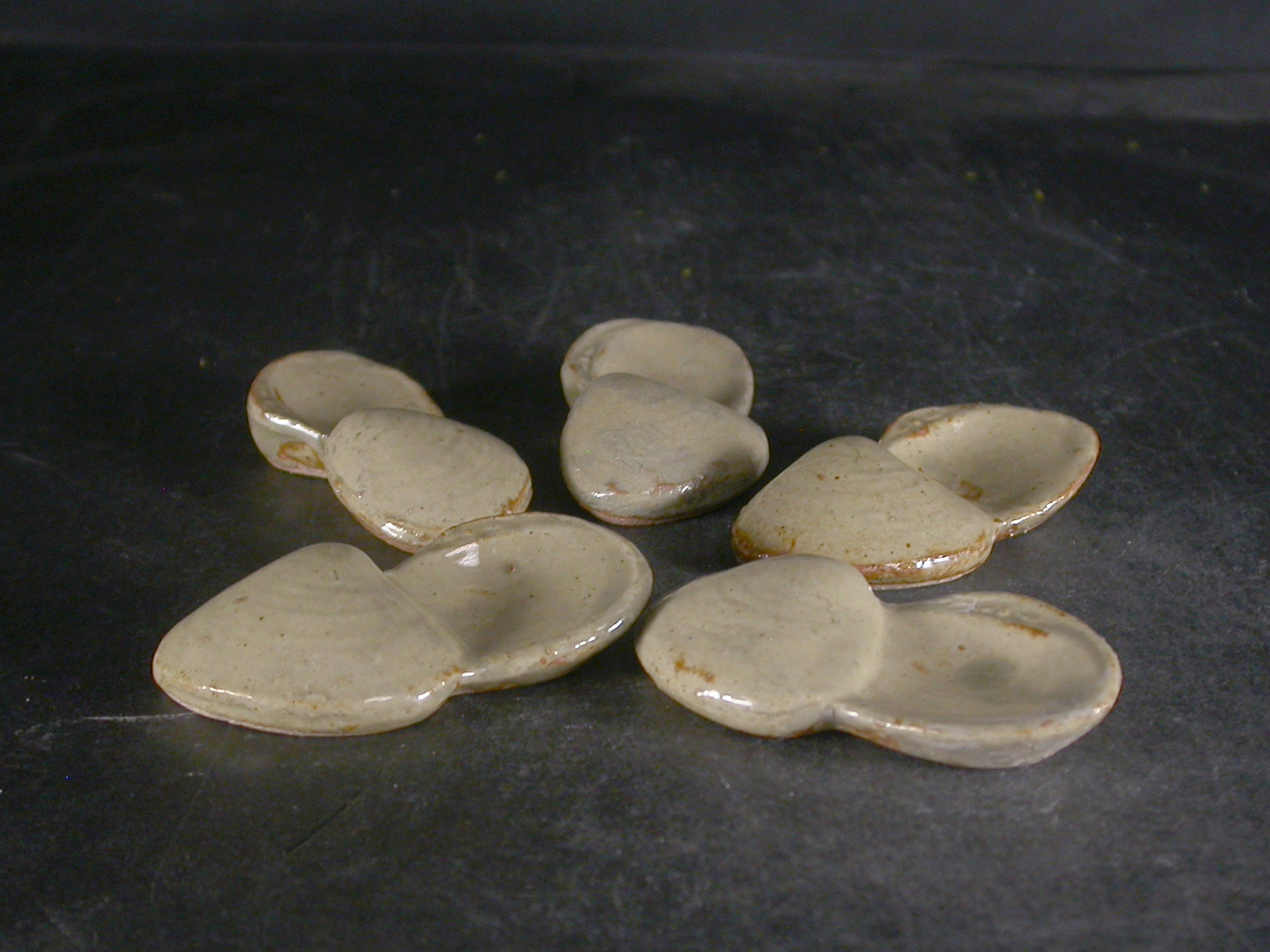 虫明焼　長船窯　岡部　紫山　紙共箱付き虫明貝箸置き５個組１