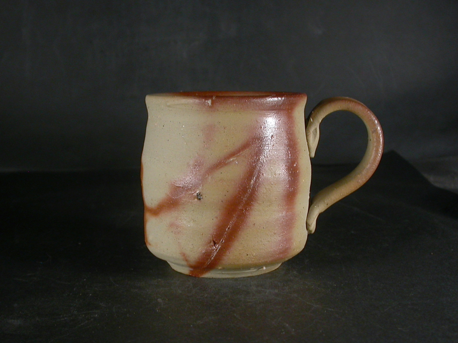 備前焼　備前焼中堅作家　竹内　靖之（山本）　最新作緋襷手付きカップ３