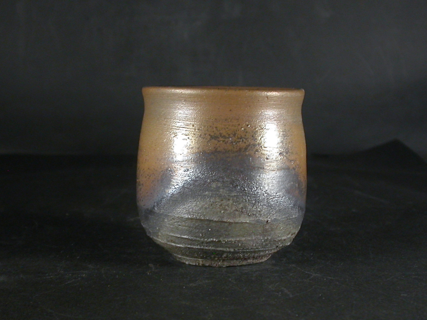 備前焼　登窯　備前焼中堅作家　竹内　靖之（山本）　最新作金彩・窯変湯呑５