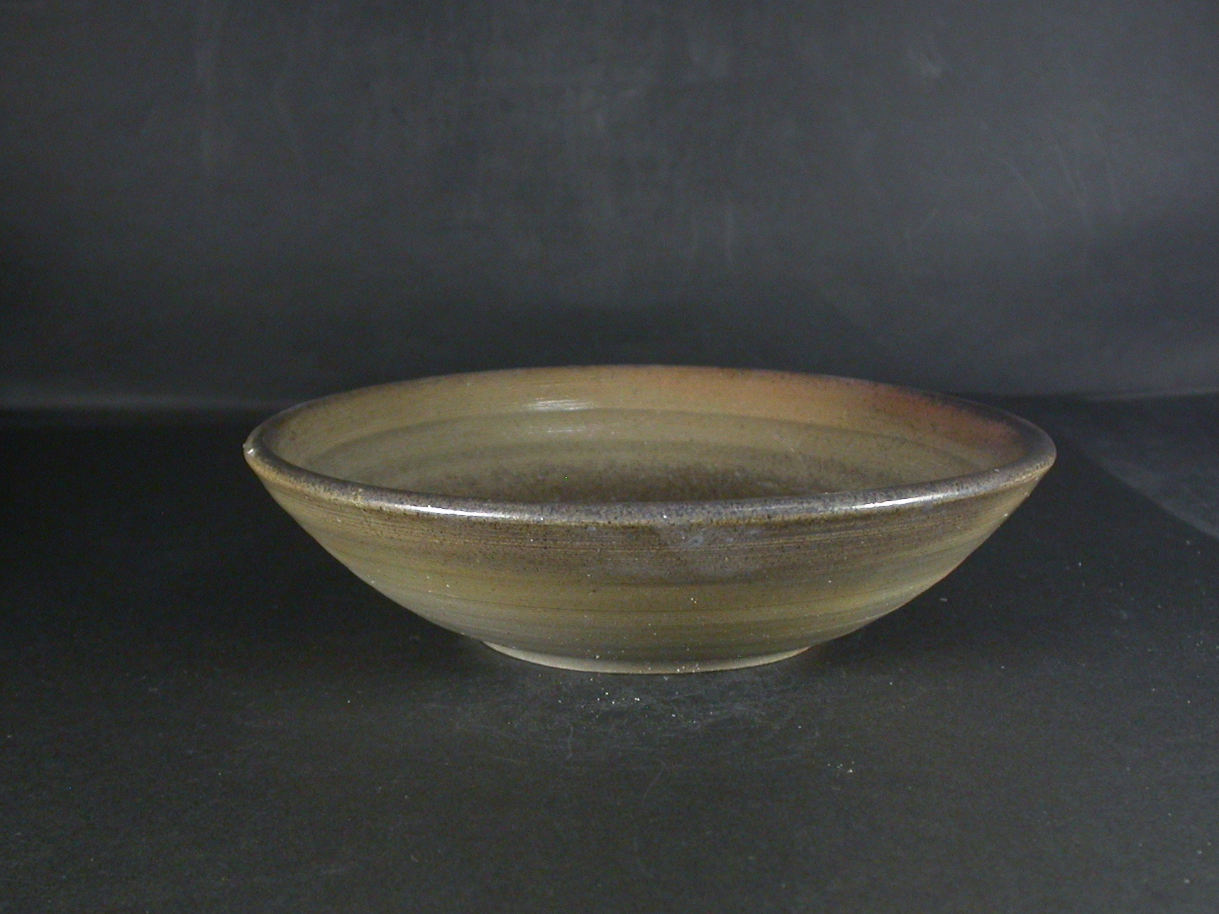 備前焼　登窯　備前焼中堅作家　竹内　靖之（山本）　最新作１８．５センチ金彩・黄ゴマ青備前深皿１８