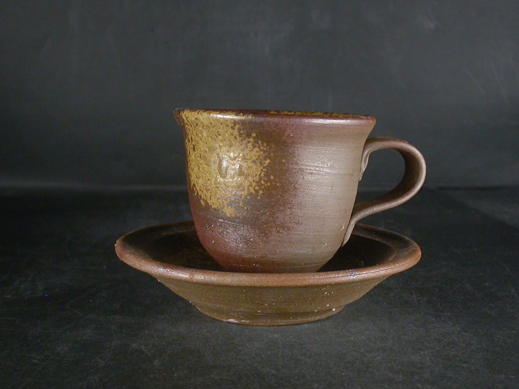 新品★竹内靖之【師：山本陶秀】★備前面取り急須（宝瓶）B 新品☆竹内靖之【師：山本陶秀】☆備前面取り急須（宝瓶）B 2025