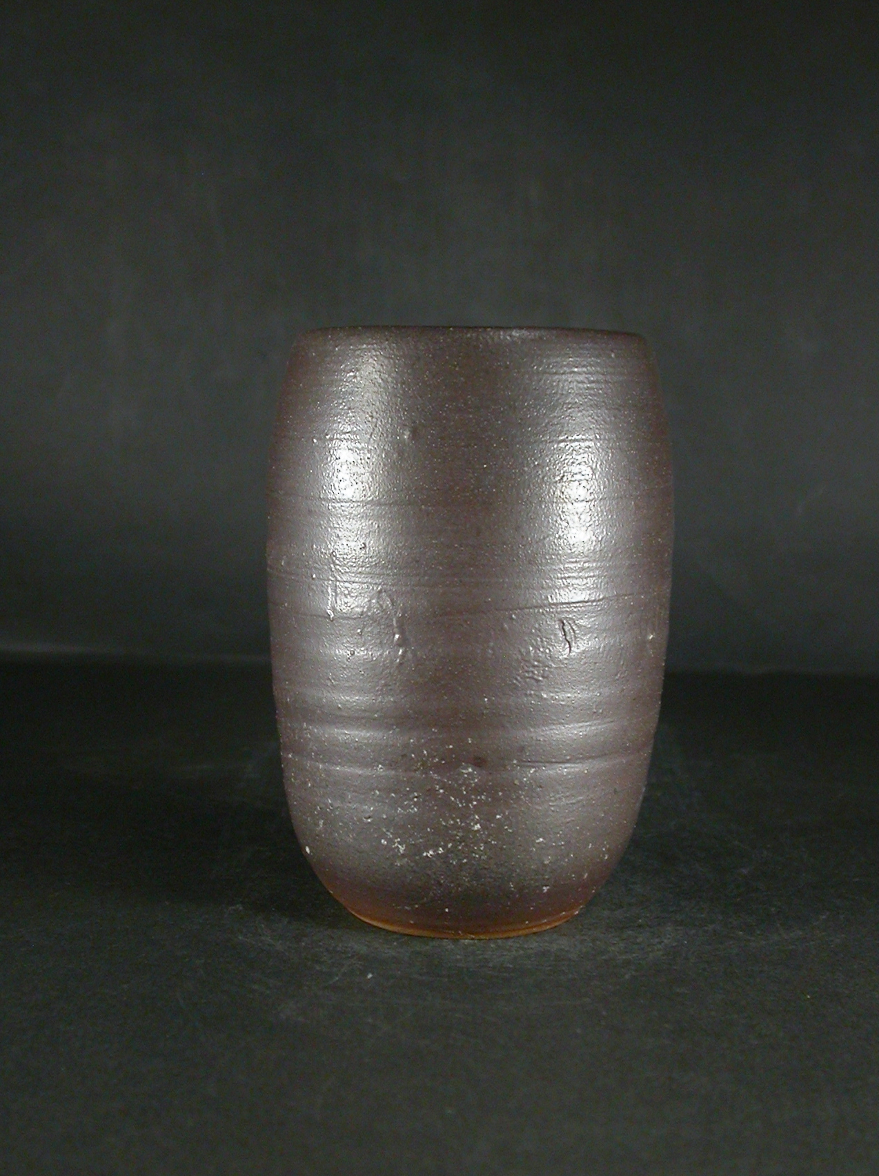 備前焼　登窯　備前焼中堅作家　竹内　靖之（山本）　最新作焦げ茶のゴマビール他グラス２９