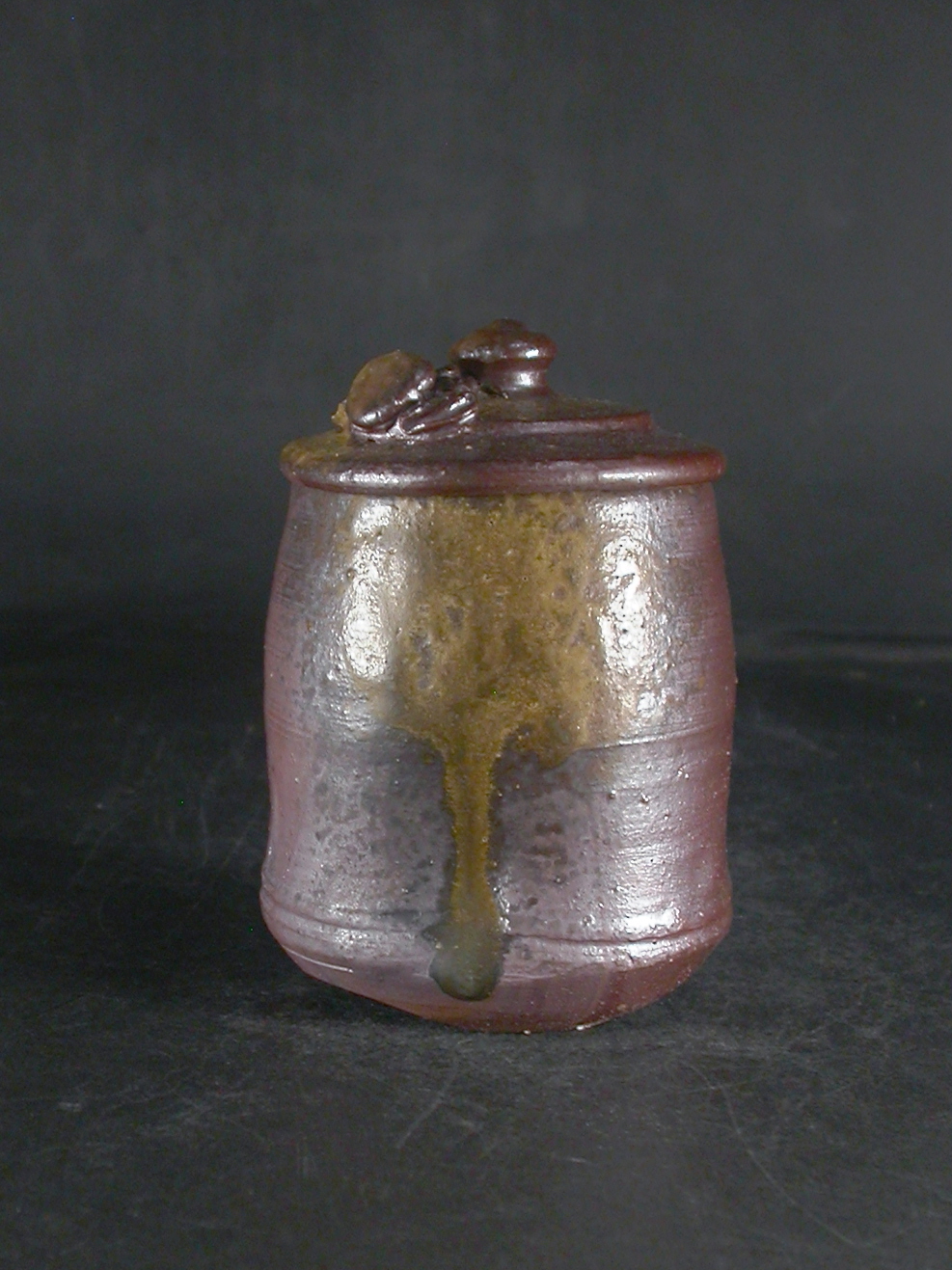 備前焼　登窯　備前焼中堅作家　竹内　靖之（山本）　最新作蟹付き蓋の黄ゴマ湯呑６