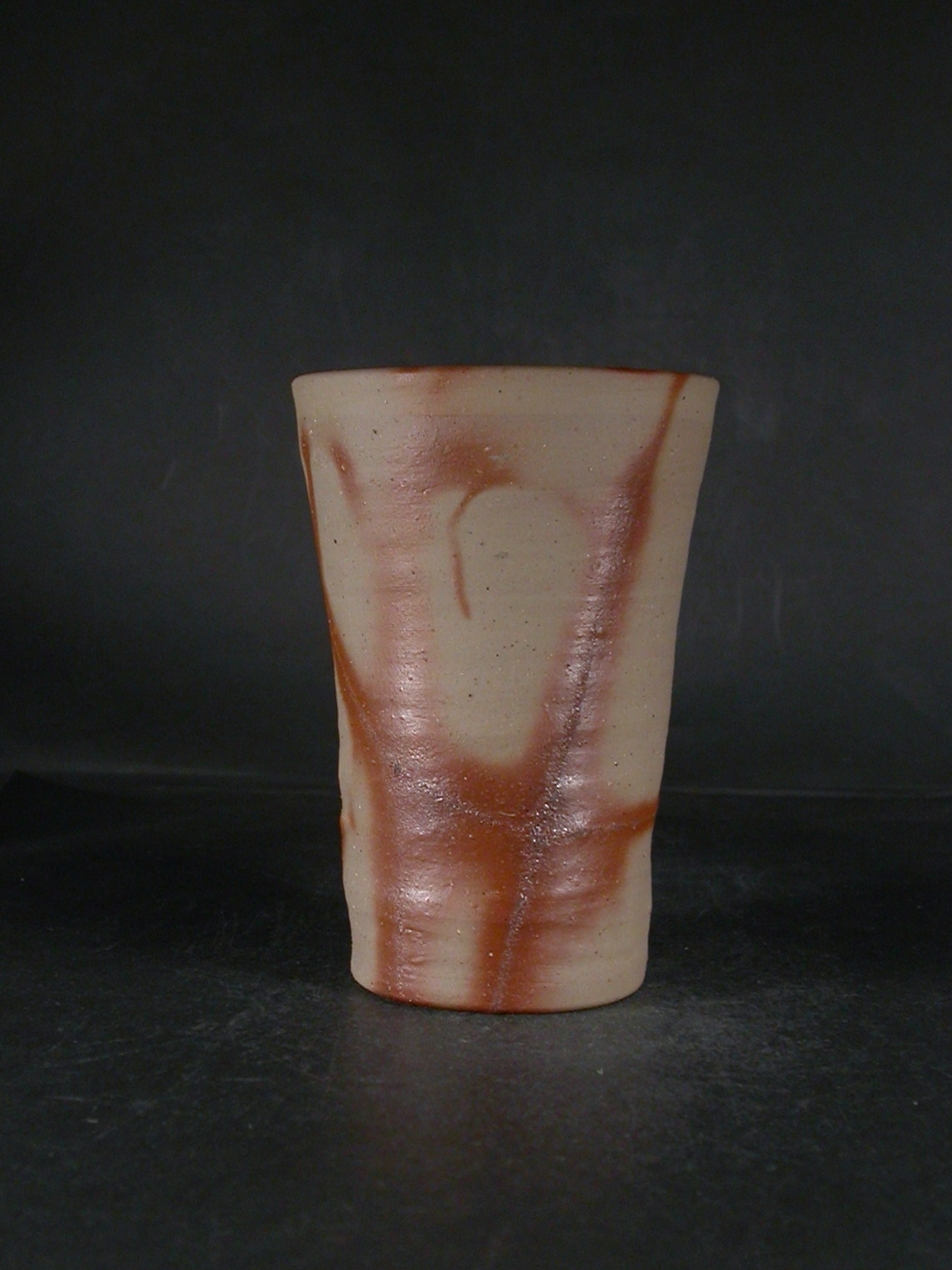 備前焼　登窯　備前焼中堅作家　片岡　聖観　大振りな緋襷ビール他グラス４