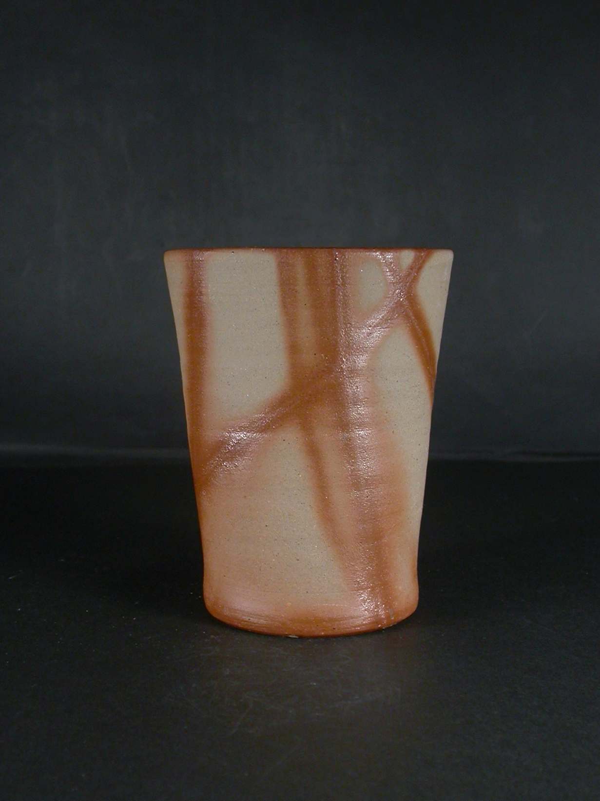 備前焼　備前焼中堅作家　片岡　聖観　大振りな緋襷ビール他グラス５