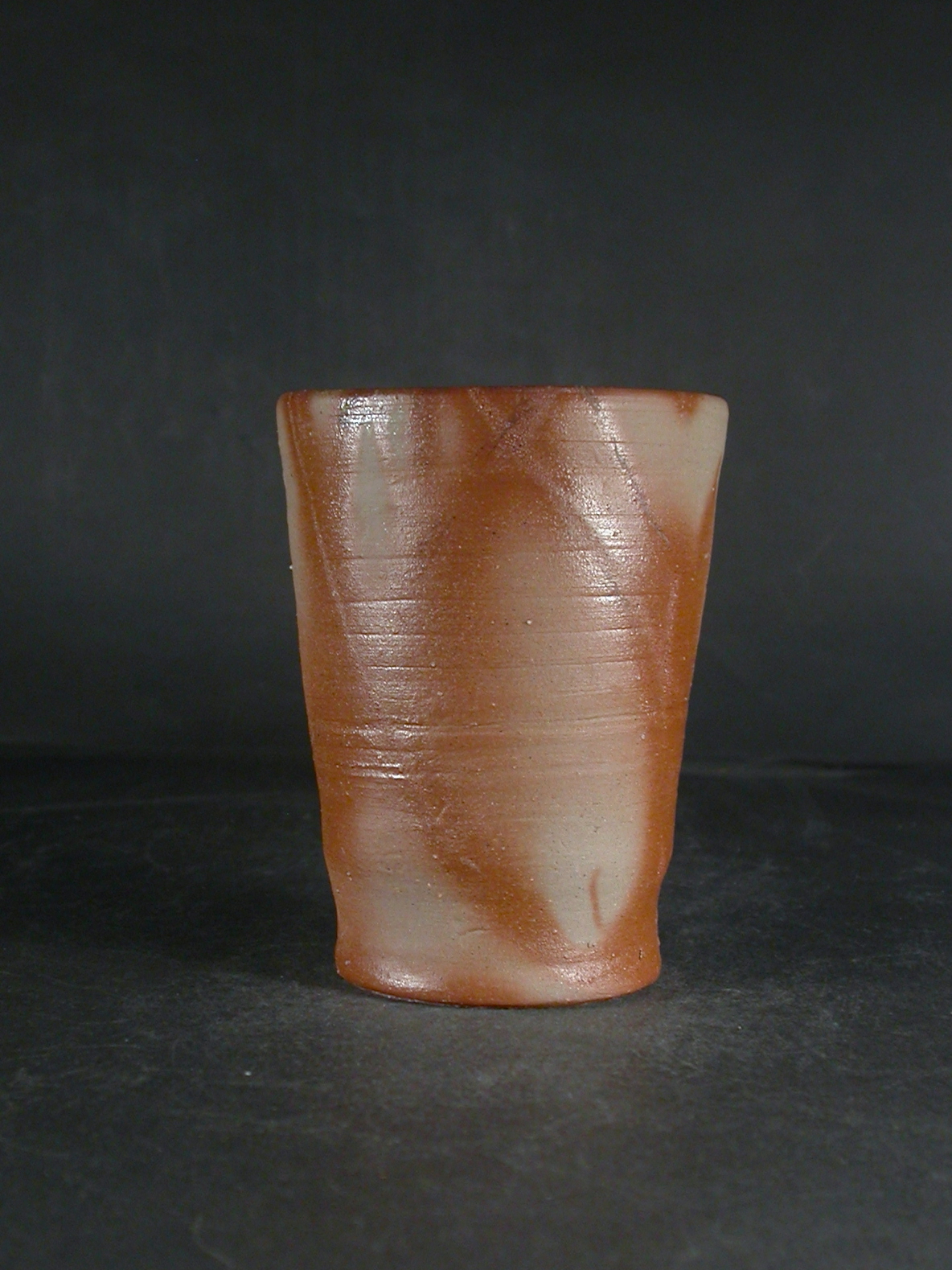 処分品　備前焼　登窯　備前焼中堅作家　片岡　聖観　緋襷ビール他グラス５７