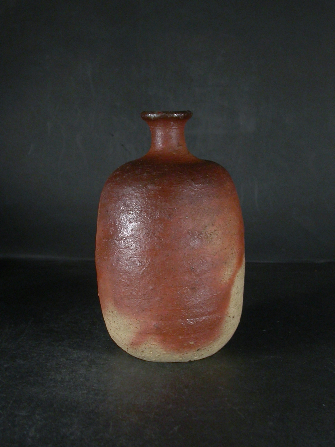 備前焼　穴窯　備前焼人気作家　竹中　健次　四方桟共箱付き緋襷徳利２