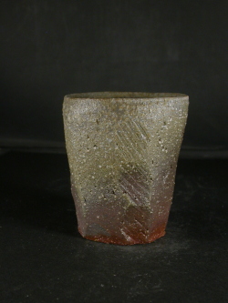 備前焼　穴窯　備前焼異色作家　吉岡　勝巳　最新作黄ゴマ面取り・鎬荒土フリーカップ・ビアマグ９