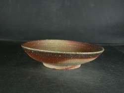 備前焼　穴窯　備前焼異色作家　吉岡　勝巳　最新作１５．５センチ緋襷・黄ゴマ深皿４３