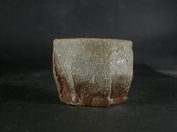 備前焼　穴窯　備前焼異色作家　吉岡　勝巳　最新作黄ゴマ面取・鎬ぐい呑６