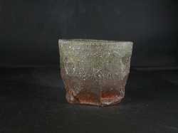 備前焼　穴窯　備前焼異色作家　吉岡　勝巳　最新作黄ゴマ面取り・鎬フリーカップ２２