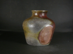 備前焼　登窯　備前焼中堅作家　藤原　謹　窯変小壺１