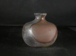 備前焼　登窯　備前焼中堅作家　出井　隆　窯変小蕪徳利１