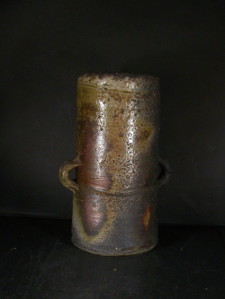 備前焼　登窯　備前焼中堅作家　鈴木　勝詞　共箱付き窯変耳付き花入１