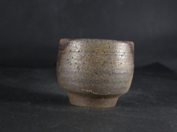 備前焼　登窯　作者不詳　黄ゴマぐい呑７