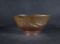 備前焼　登窯　備前焼窯元　小西　陶古　　共箱付き黄ゴマ抹茶茶碗１