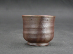備前焼　登窯　備前焼中堅作家　二代難波　好陽　緋襷ぐい呑１