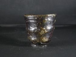 備前焼　穴窯　備前焼物故作家　小山　日出男　伊部手黄ゴマ黒備前ぐい呑４