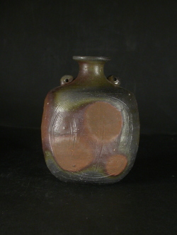 備前焼 登窯 備前焼名門作家 伊勢崎 紳 共箱付窯変扁壺徳利1 備前焼卸