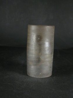 備前焼　登窯　備前焼中堅作家　備前焼伝統工芸士　安東　利喜　桟切ビール他グラス１